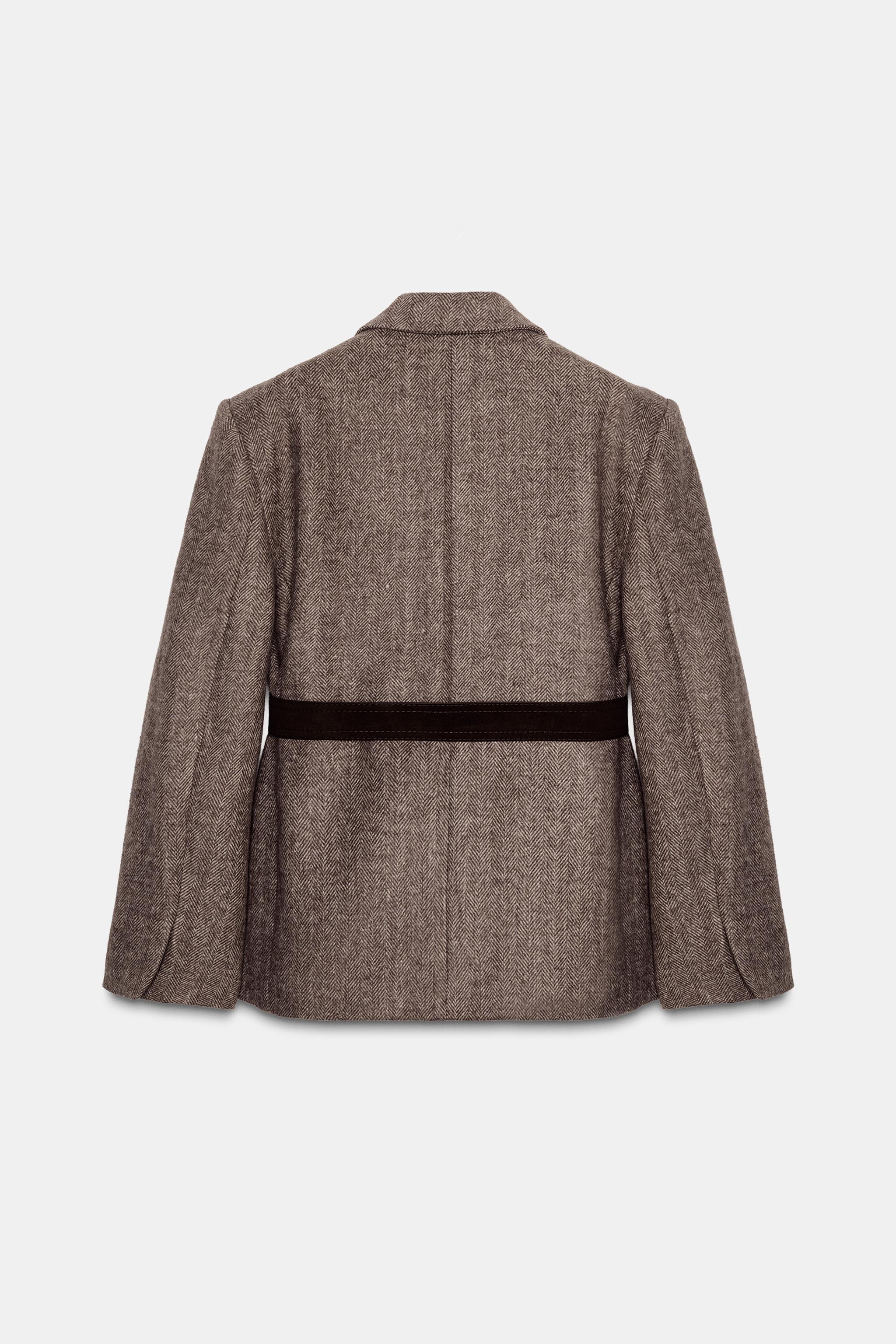 HERRINGBONE BELTED BLAZER